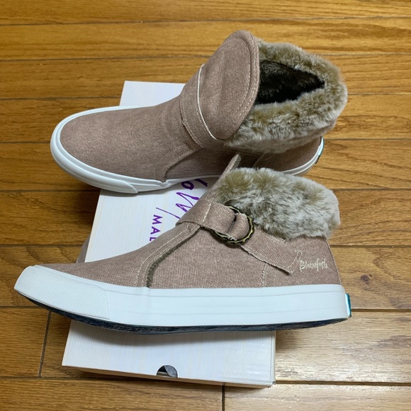 blowfish mint high top